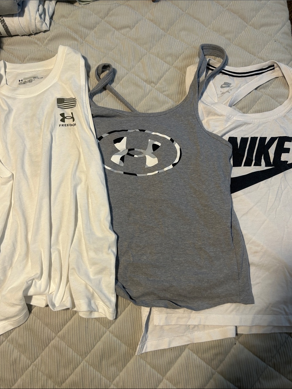 Under Armour Gray woman's Logo Racerback Tank Top